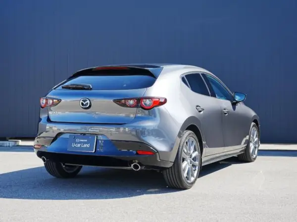 2025 Mazda 3 Fastback — photo 2 | Tuminion Kenya