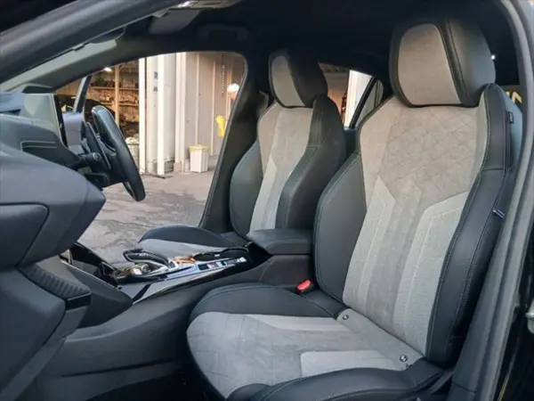 2021 Peugeot 208 — photo 7 | Tuminion Kenya