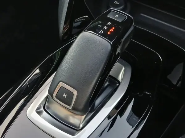 2021 Peugeot 208 — photo 9 | Tuminion Kenya