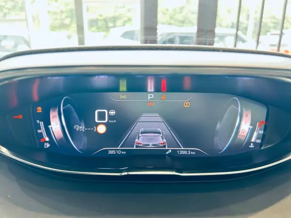 2021 Peugeot 5008 — photo 3 | Tuminion Kenya