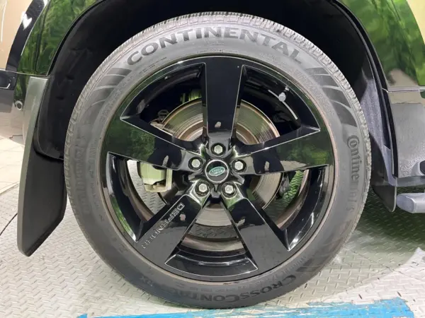 2023 Landrover Defender — photo 9 | Tuminion Kenya