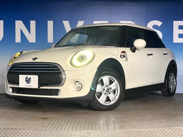 2019 Mini Cooper — photo 8 | Tuminion Kenya