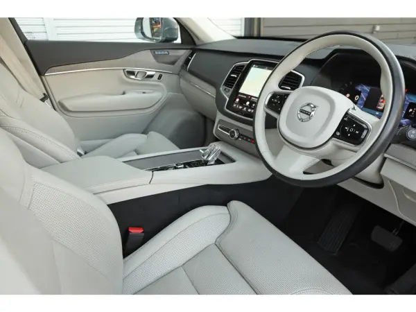 2023 Volvo Xc90 — photo 3 | Tuminion Kenya