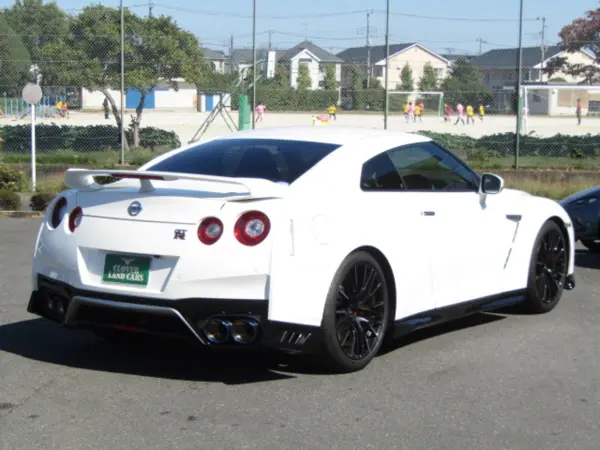 2021 Nissan Gt-r — photo 3 | Tuminion Kenya