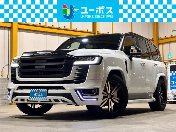 2021 Toyota Landrcuiser 300 — photo 1