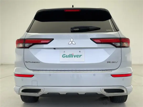 2023 Mitsubishi Outlander — photo 9 | Tuminion Kenya