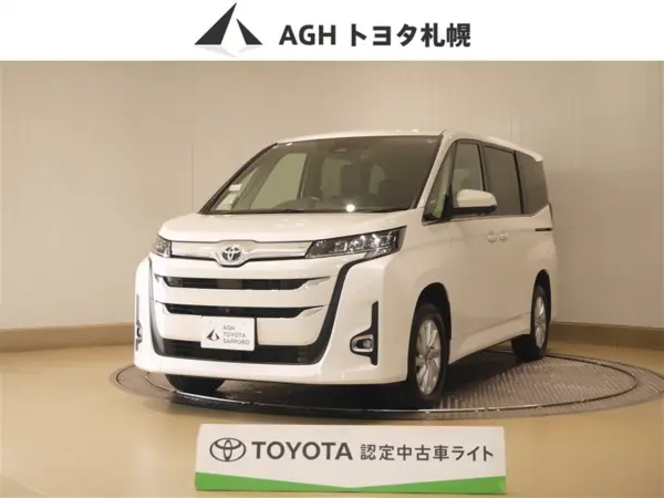 2022 Toyota Noah 2.0 Z 4WD