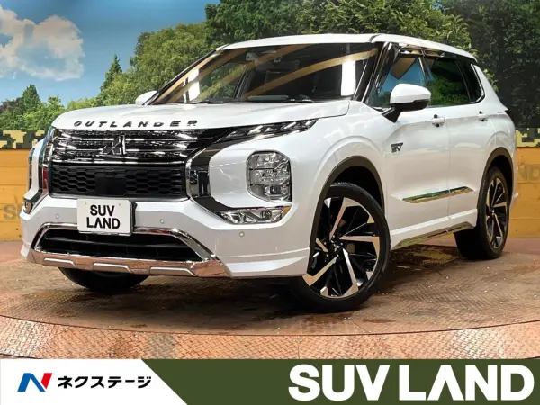 2023 Mitsubishi Outlander — photo 1