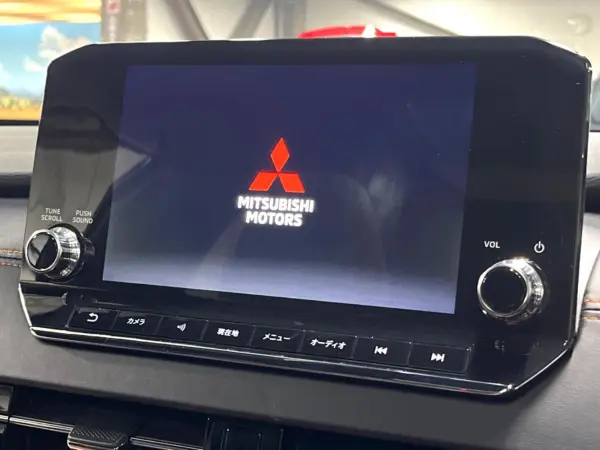 2023 Mitsubishi Outlander — photo 7 | Tuminion Kenya