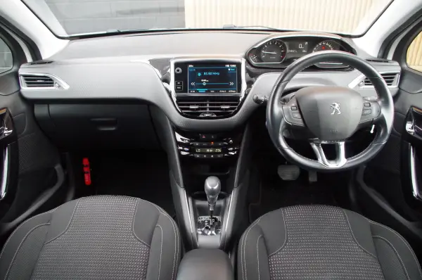 2020 Peugeot 208 — photo 2 | Tuminion Kenya
