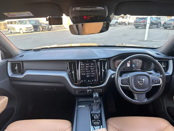 2020 Volvo Xc60 — photo 2 | Tuminion Kenya