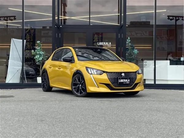 2022 Peugeot 208 — photo 8 | Tuminion Kenya