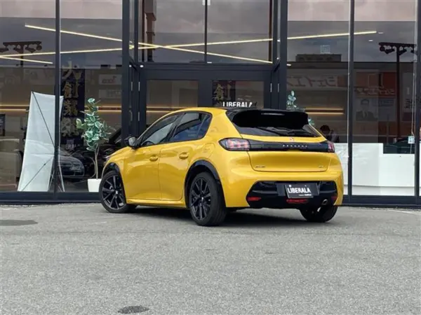 2022 Peugeot 208 — photo 9 | Tuminion Kenya