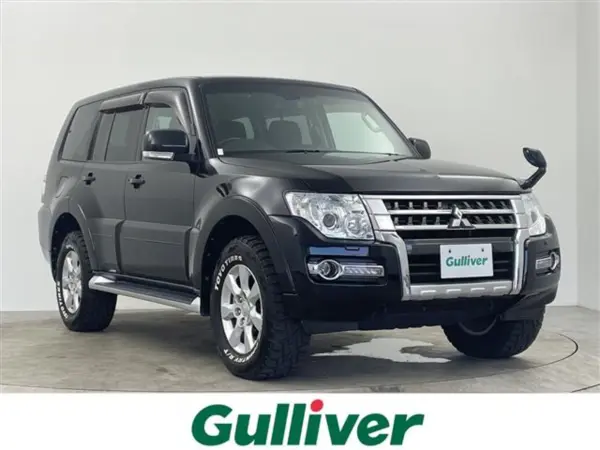 2018 Mitsubishi Pajero — photo 1