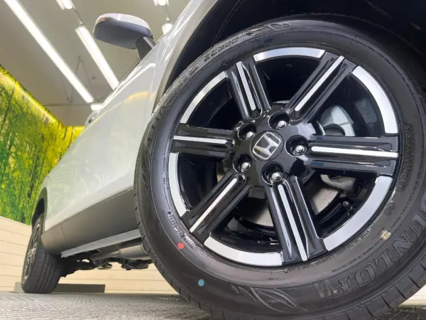 2026 Honda Vezel — photo 9 | Tuminion Kenya
