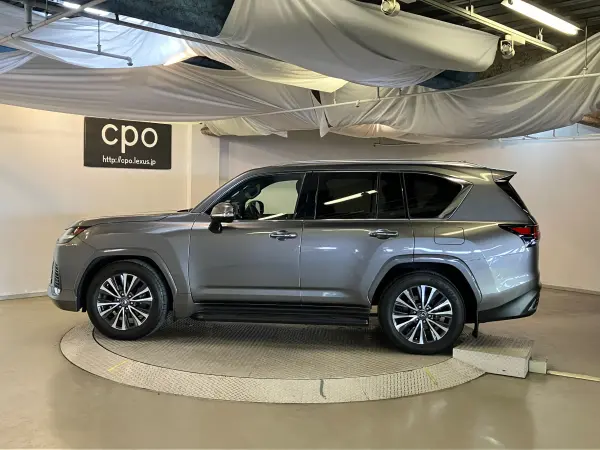 2022 Lexus Lx — photo 3 | Tuminion Kenya