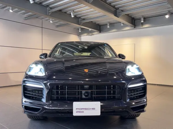 2022 Porsche Cayenne — photo 2 | Tuminion Kenya