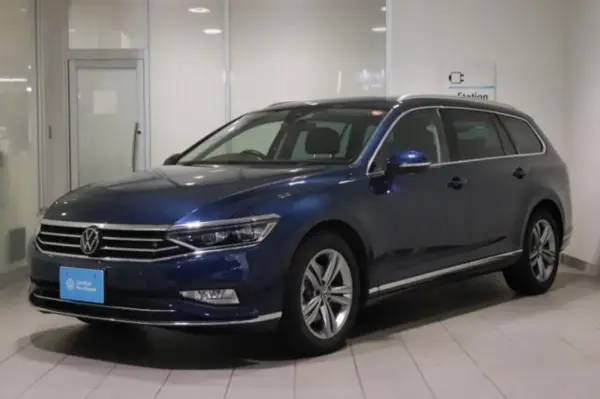 2023 Volkswagen Passat Variant TSI Elegance