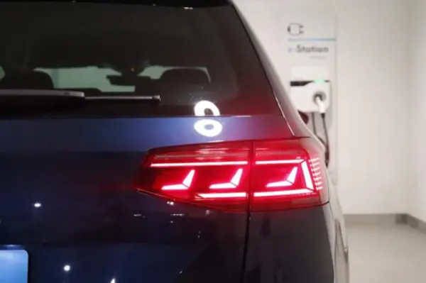 2023 Volkswagen Passat — photo 3 | Tuminion Kenya