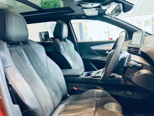 2022 Peugeot 5008 — photo 9 | Tuminion Kenya