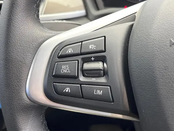 2021 Bmw X1 — photo 3 | Tuminion Kenya