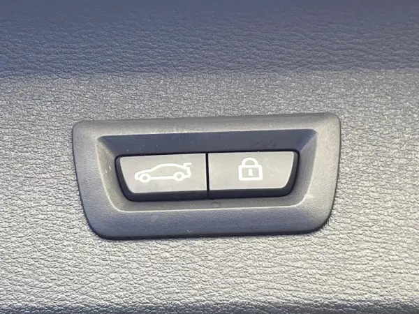 2021 Bmw X1 — photo 7 | Tuminion Kenya