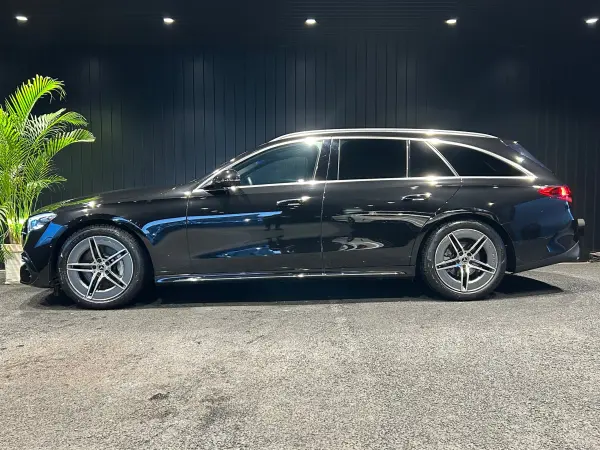 2025 Mercedes Amg Gle — photo 2 | Tuminion Kenya