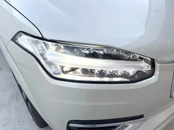2022 Volvo Xc90 — photo 9 | Tuminion Kenya