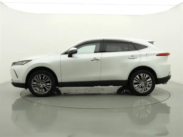 2023 Toyota Harrier — photo 9 | Tuminion Kenya