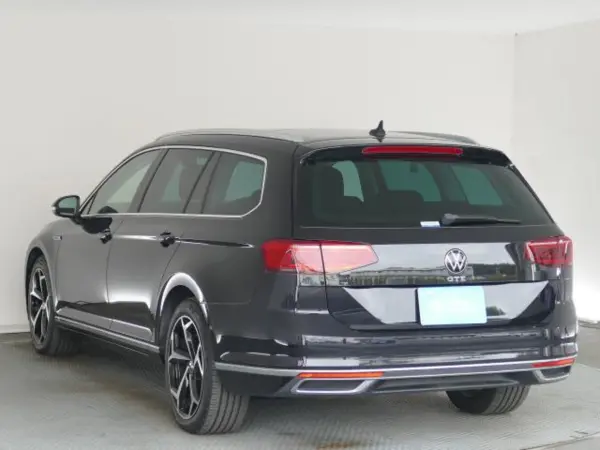 2022 Volkswagen Passat — photo 9 | Tuminion Kenya