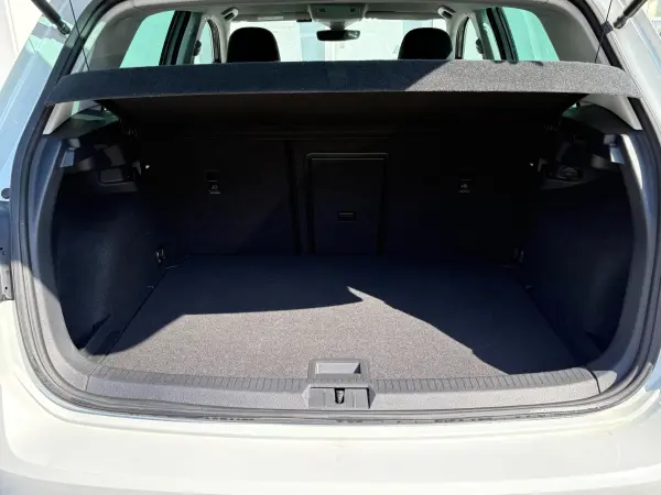2019 Volkswagen Golf — photo 7 | Tuminion Kenya
