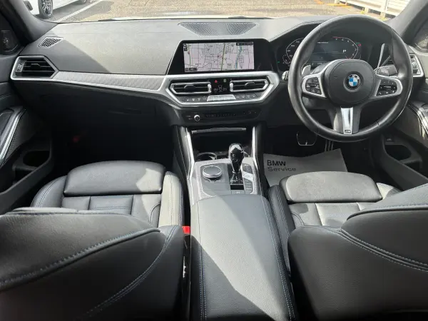 2022 Bmw 3 Series — photo 8 | Tuminion Kenya