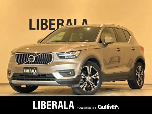 2021 Volvo Xc40 — photo 1
