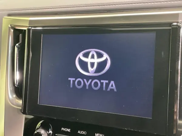 2022 Toyota Alphard — photo 3 | Tuminion Kenya
