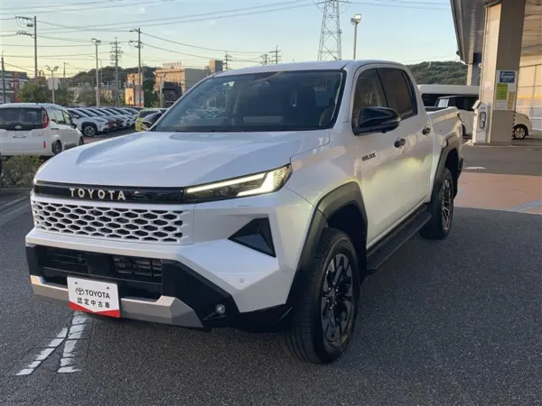 2026 Toyota Hilux — photo 3 | Tuminion Kenya