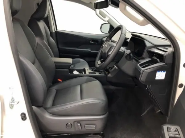 2026 Toyota Hilux — photo 7 | Tuminion Kenya
