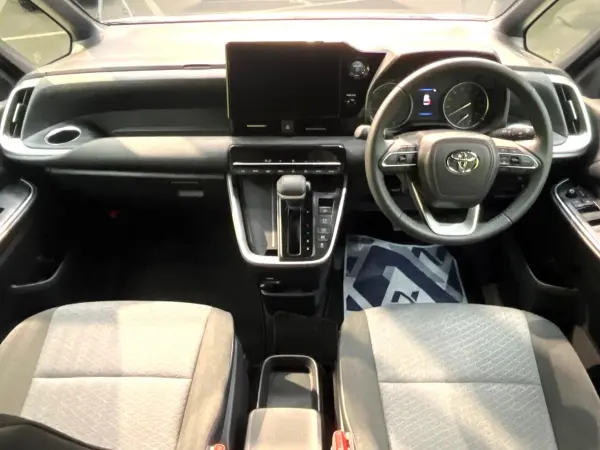 2026 Toyota Noah — photo 2 | Tuminion Kenya