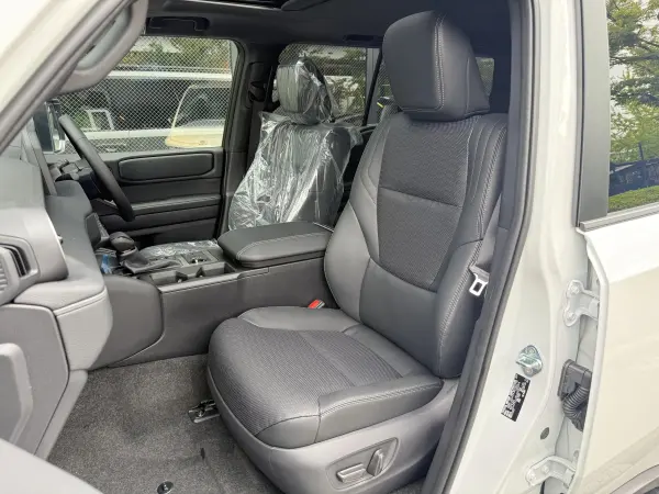 2026 Land Cruiser 250 — photo 7 | Tuminion Kenya