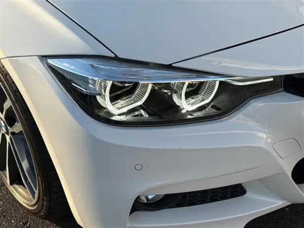 2019 Bmw 3 Series — photo 8 | Tuminion Kenya