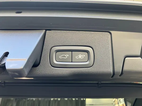 2021 Volvo Xc60 — photo 3 | Tuminion Kenya