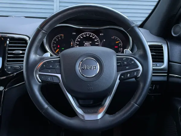 2020 Jeep Grand Cherokee — photo 7 | Tuminion Kenya