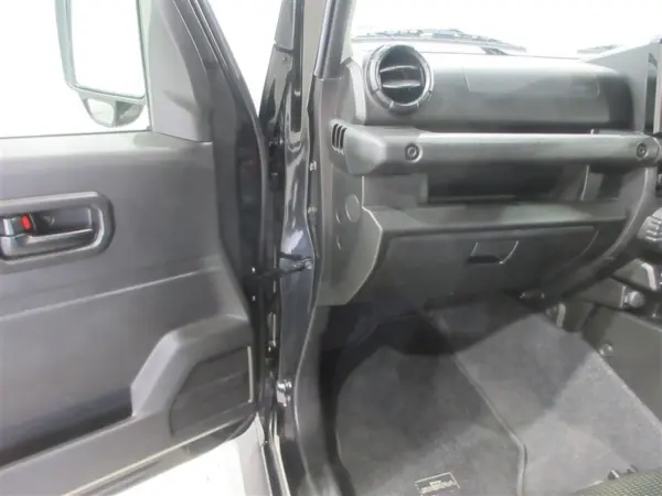 2023 Suzuki Jimny Sierra — photo 7 | Tuminion Kenya