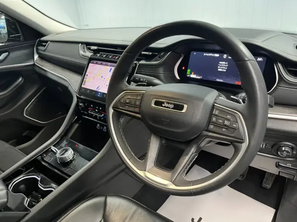 2024 Jeep Grand Cherokee — photo 3 | Tuminion Kenya