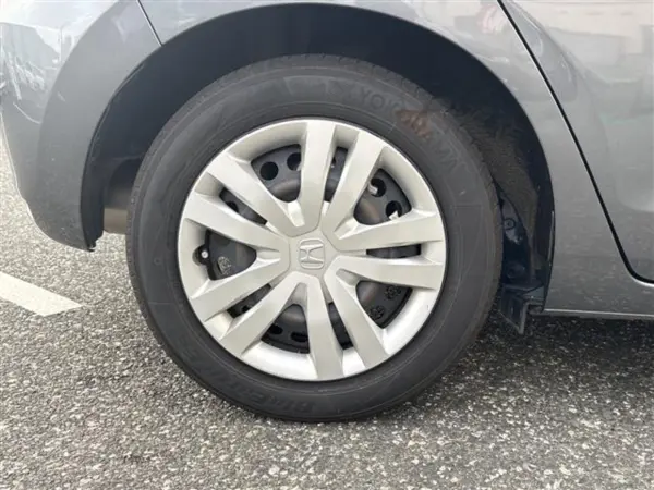 2021 Honda Fit — photo 8 | Tuminion Kenya