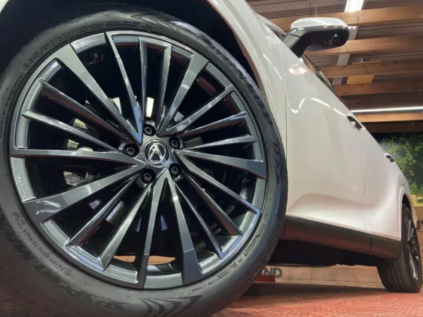 2024 Lexus Rx — photo 9 | Tuminion Kenya
