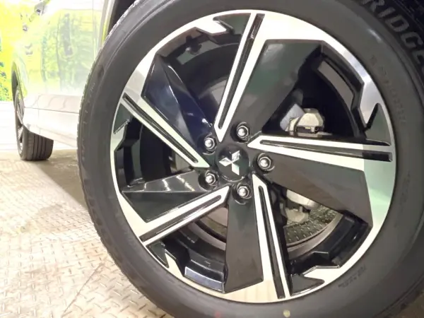 2022 Mitsubishi Eclipse Cross — photo 9 | Tuminion Kenya