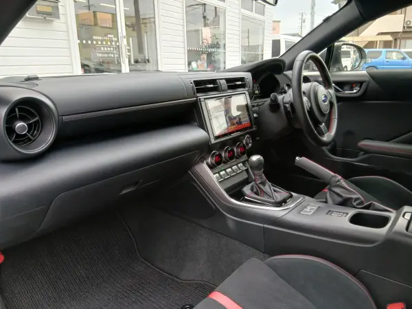 2023 Subaru Brz — photo 9 | Tuminion Kenya