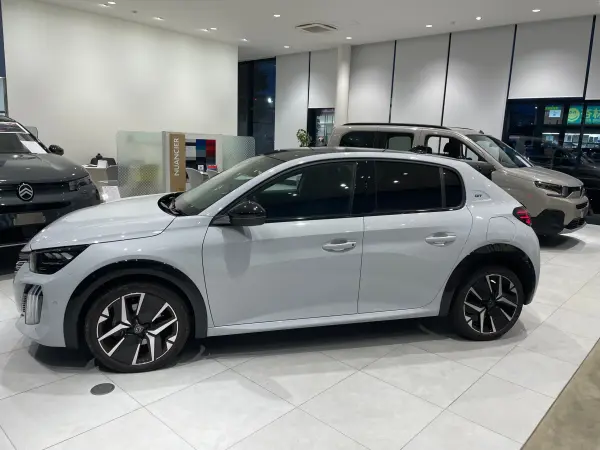 2025 Peugeot 208 — photo 3 | Tuminion Kenya