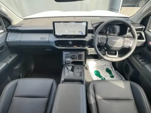 2026 Toyota Hilux — photo 7 | Tuminion Kenya
