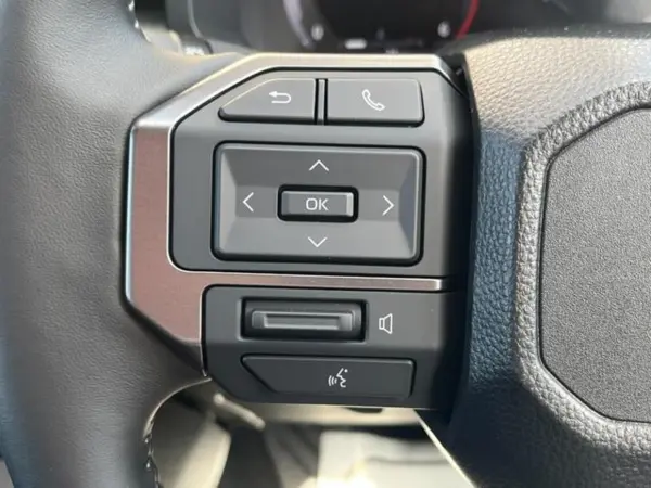 2026 Toyota Hilux — photo 9 | Tuminion Kenya